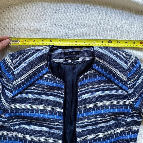 RW&Co Striped Tweed Blue Striped Open Front Cropped Blazer Jacket Size 2 - Picture 11 of 13
